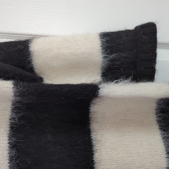 NWT Stockholm Atelier Fuzzy Wool Blend Long Sweater - Picture 3 of 7